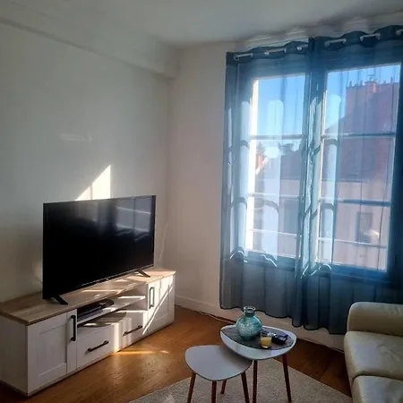Apartment F3 Lumineux Et Renove, Centre